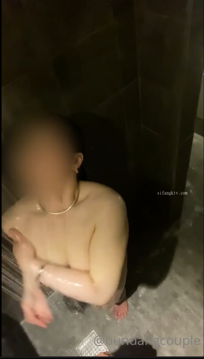 东北姐姐真豪放淫荡叫床身材棒